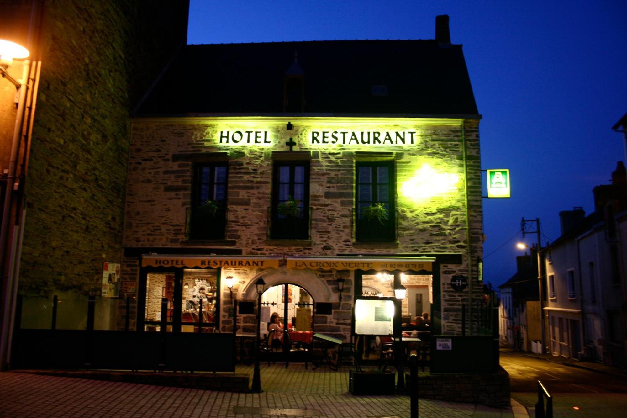 La Croix Verte - Le Relais Des Moulins Bain-de-Bretagne Exterior photo